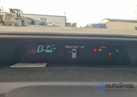 2014 Toyota Prius C from USA, damaged, VIN JTDKDTB33E1562322